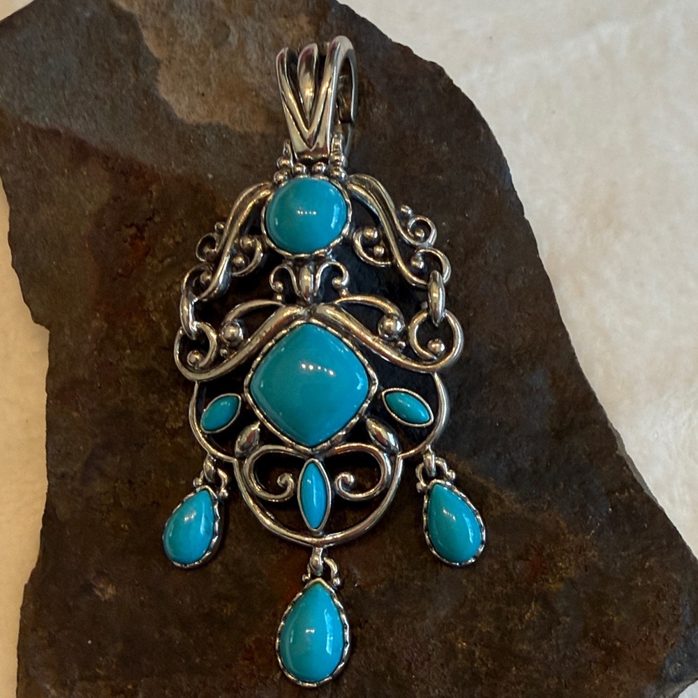 Carolyn Pollack Relios Sleeping Beauty Turquoise Sterling Silver Pendant. (195)